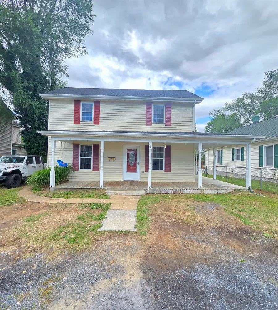 365 Magnolia Ave S, Waynesboro, VA 22980 - #2