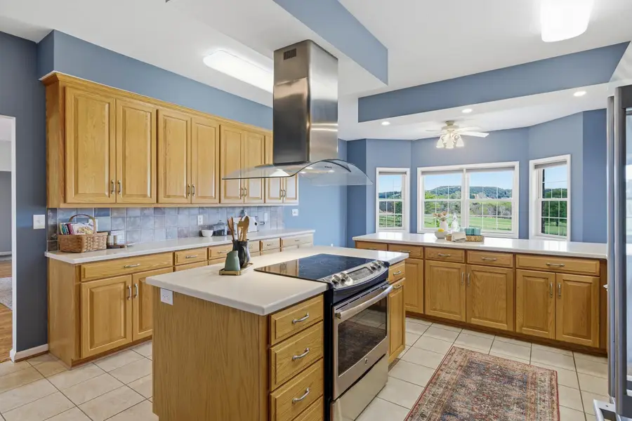 14334 Sunset Dr S, Broadway, VA 22815 - #3