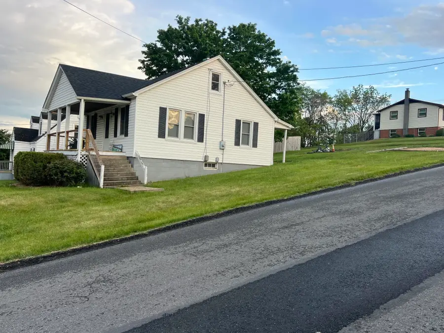 2106 Poplar St, Staunton, VA 24401 - #2