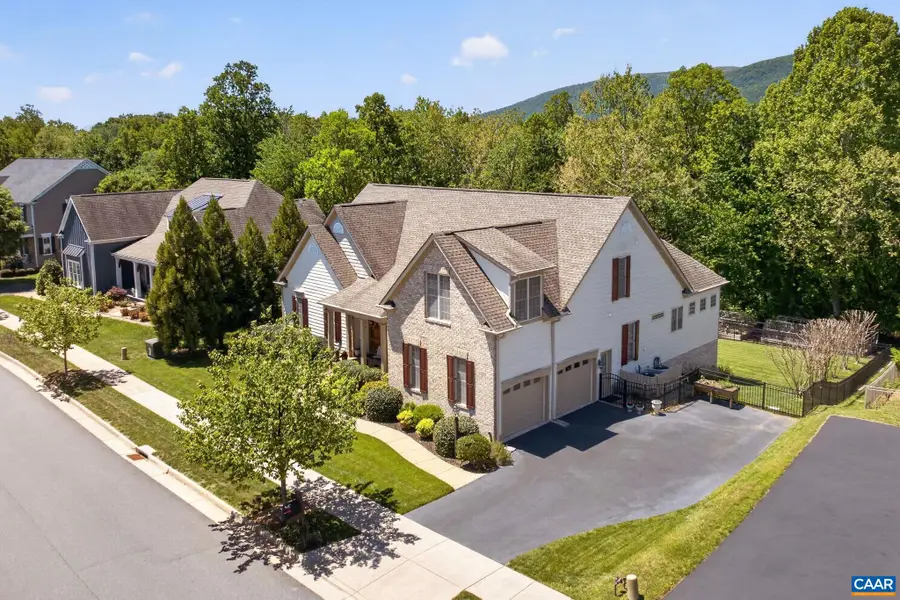 6586 Welbourne Ln, Crozet, VA 22932 - #3