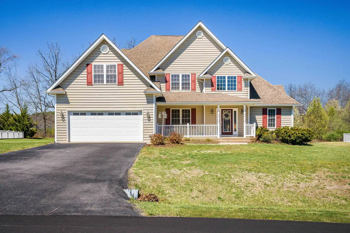 49 Bowmans Run Dr, Stuarts Draft, VA 24477 - #1