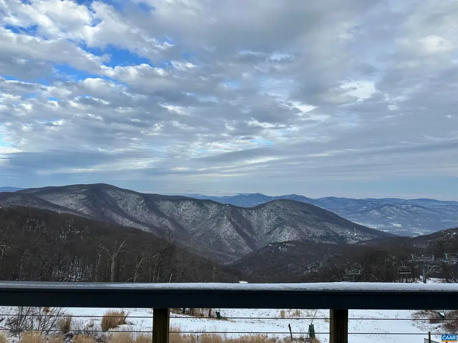 1418 Highlands Condos, Wintergreen Resort, VA 22967 - #2