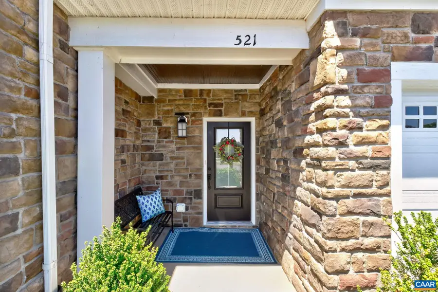 521 Crimson St, Crozet, VA 22932 - #2