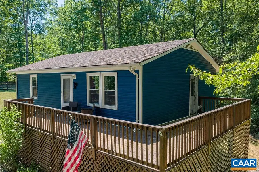 6920 Albevanna Spring Rd, Scottsville, VA 24590 - #2