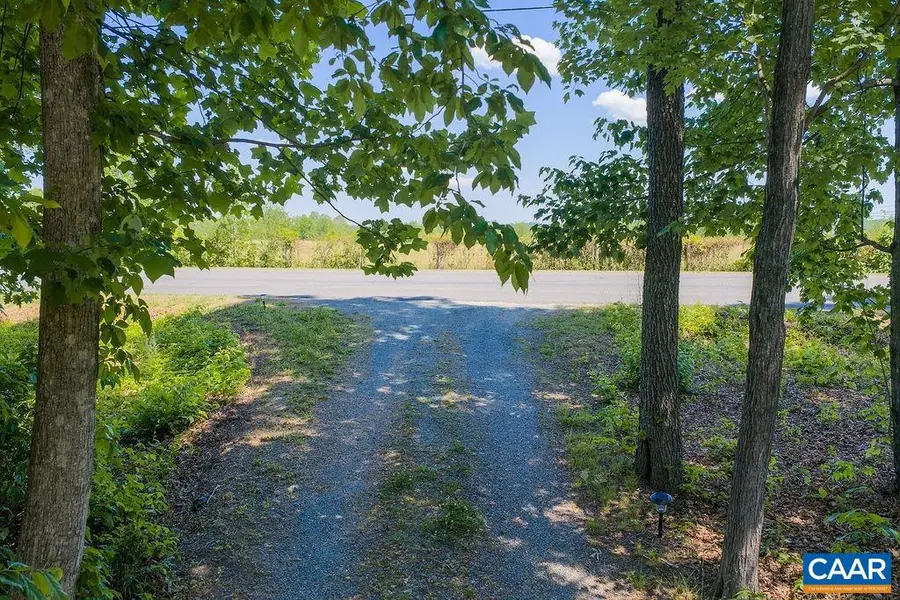 6920 Albevanna Spring Rd, Scottsville, VA 24590 - #3