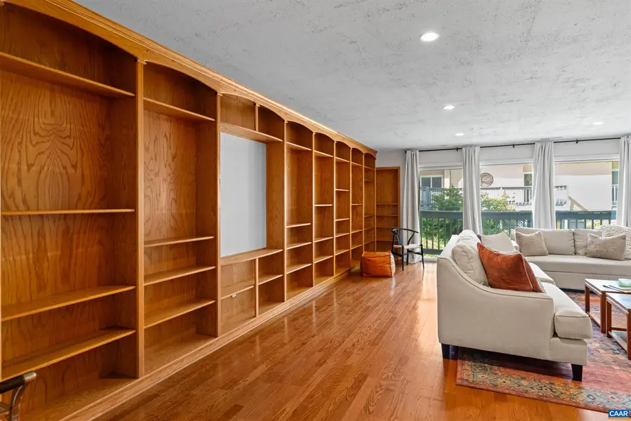 305 2nd St Nw, Charlottesville, VA 22902 - #3