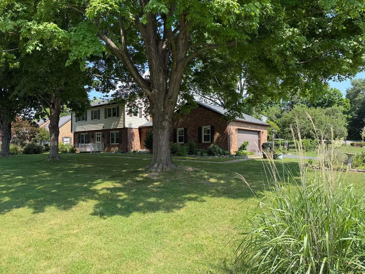 200 Pelham Dr, Waynesboro, VA 22980 - #1