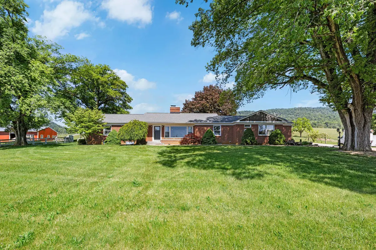 14441 North Mountain Rd, Broadway, VA 22815 - #1