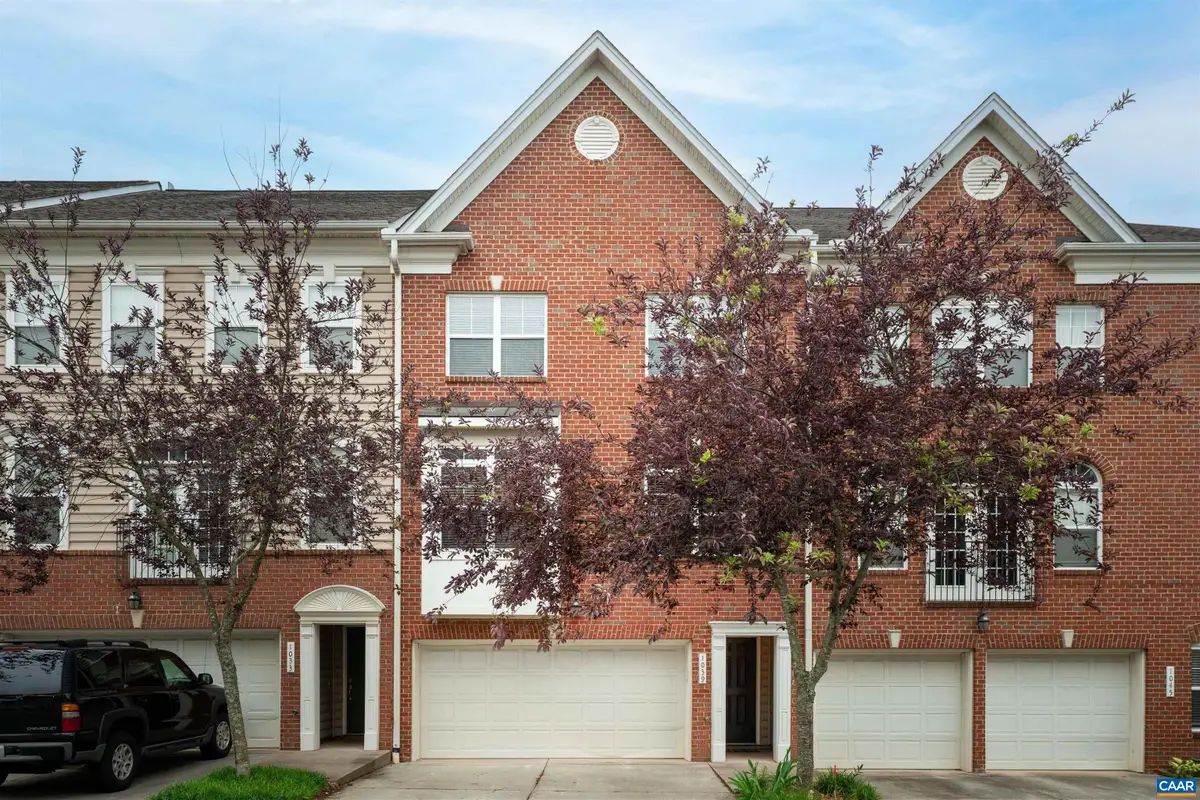 1039 Glenwood Station Ln, Charlottesville, VA 22901 - #1