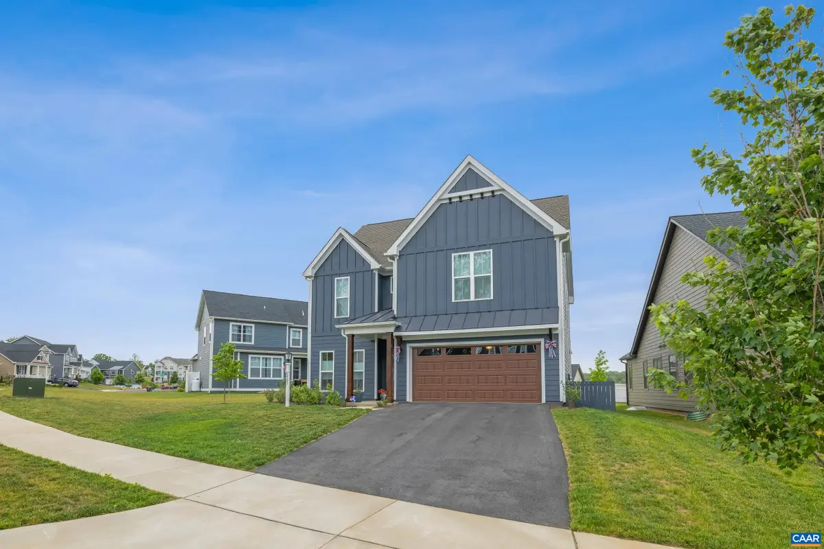 3297 Thicket Run Dr, Charlottesville, VA 22911 - #1