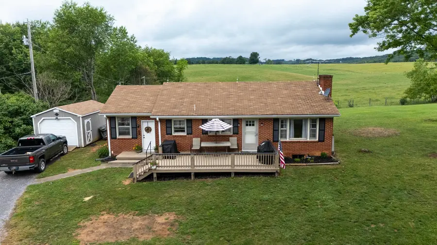 7827 Lee Hwy N, Raphine, VA 24472 - #3