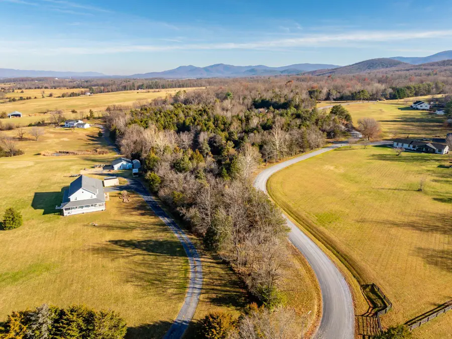 Harper Valley Rd, Luray, VA 22835 - #3