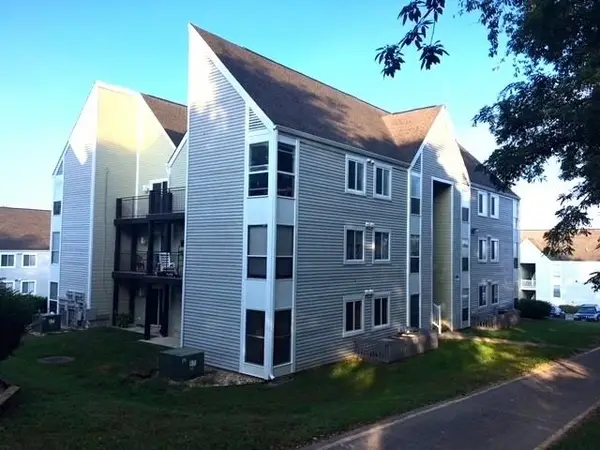 1384 Hunters Rd, Harrisonburg, VA 22801