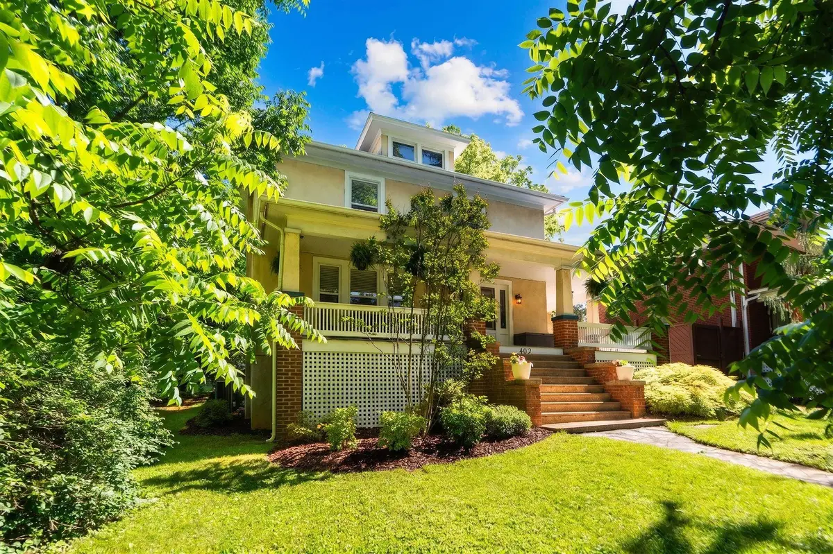 402 Churchville Ave, Staunton, VA 24401 - #1