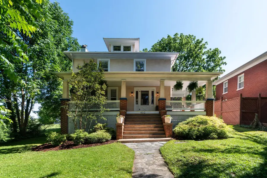 402 Churchville Ave, Staunton, VA 24401 - #2