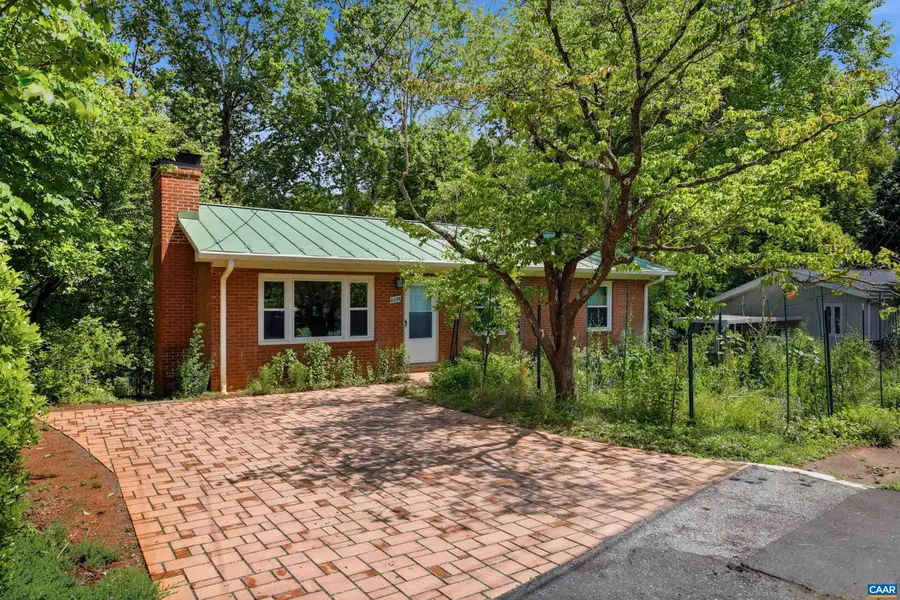 2238 Banbury St, Charlottesville, VA 22901 - #2