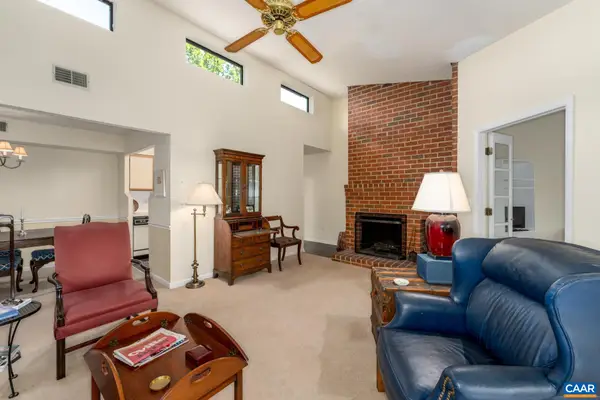 138 Green Turtle Ln, Charlottesville, VA 22901