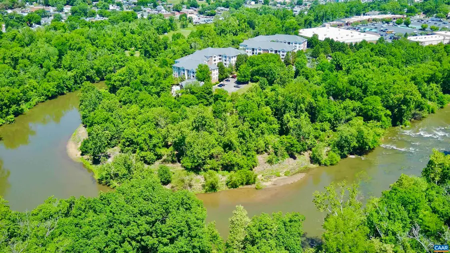 270 Riverbend Dr, Charlottesville, VA 22911 - #3