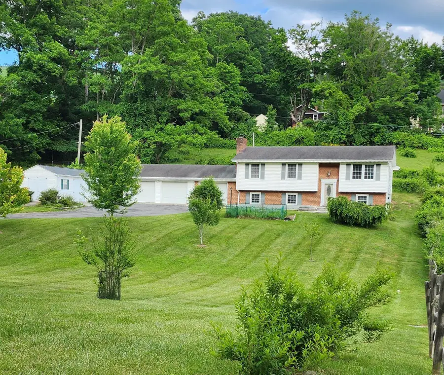 10998 Sam Snead Hwy, Hot Springs, VA 24445 - #2