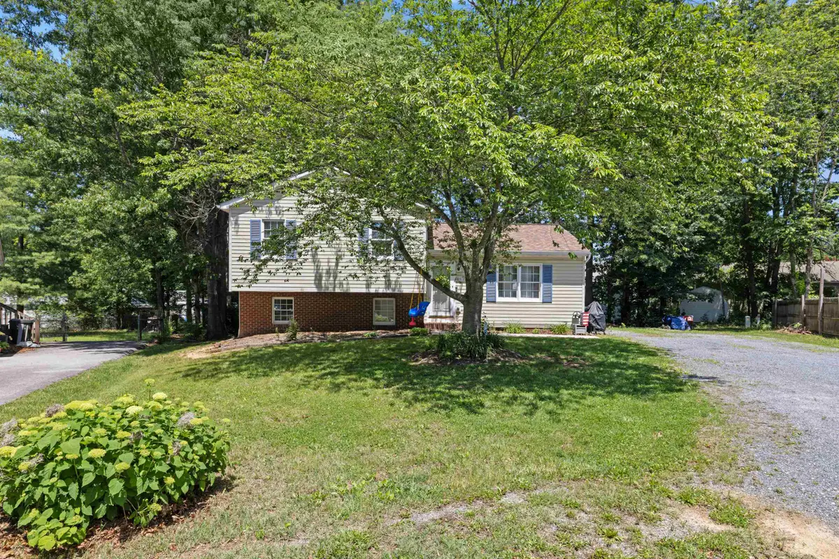 16 Kingston Ct, Stuarts Draft, VA 24477 - #1