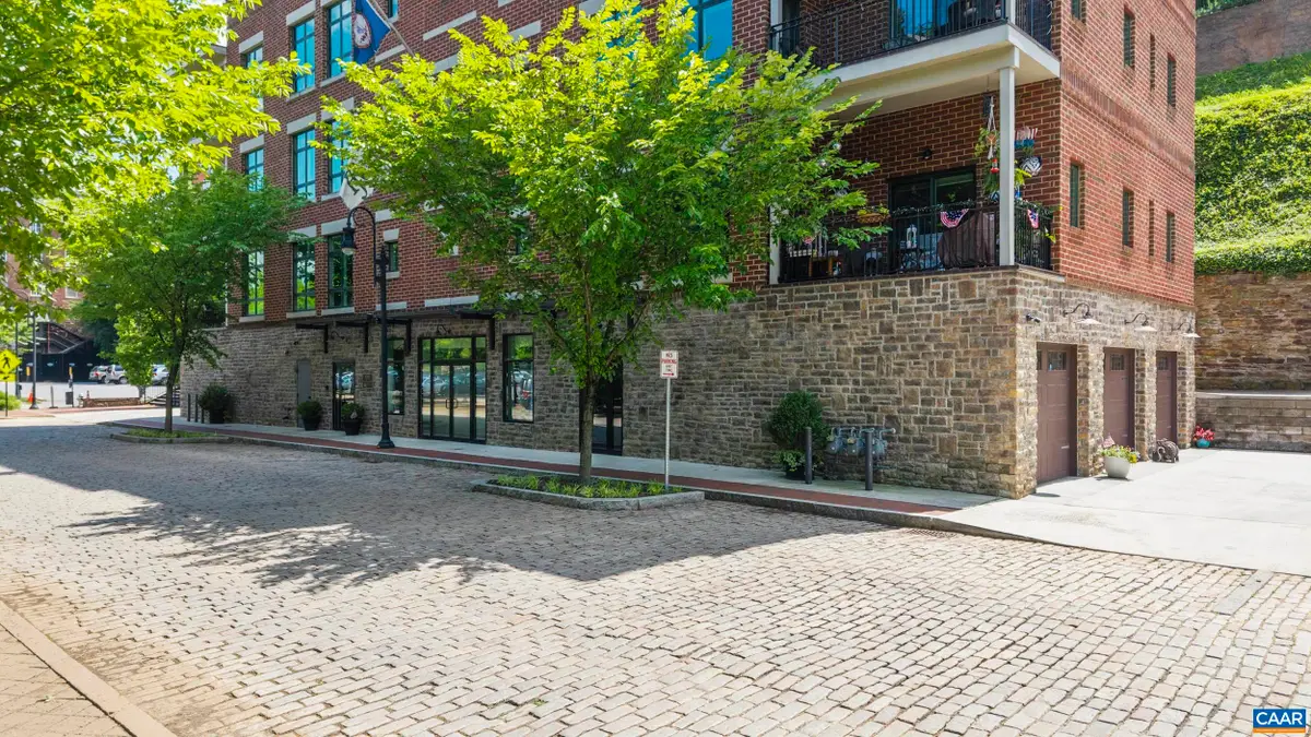 1215 Jefferson St, Lynchburg, VA 24504 - #1