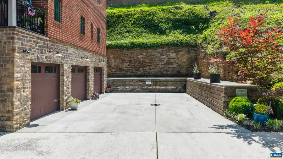 1215 Jefferson St, Lynchburg, VA 24504 - #2
