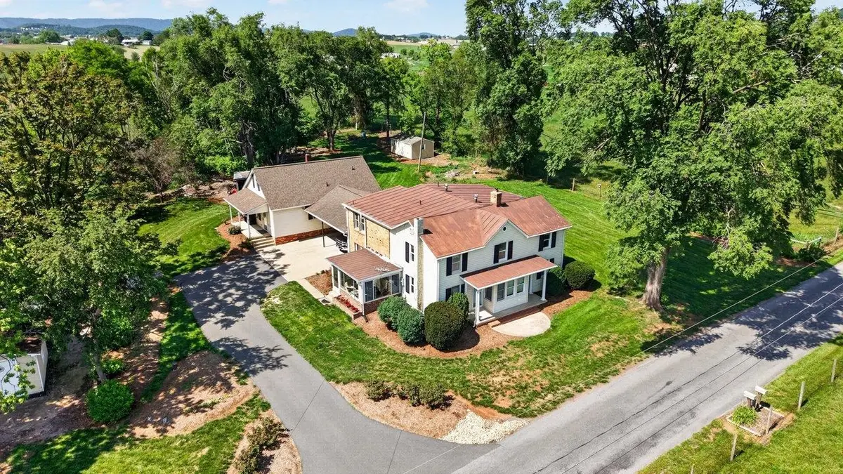 3398 Old Thirty Three Rd, Belmont Estates, VA 22801 - #1
