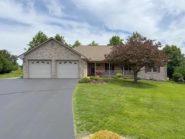 43 Lynn Cir, Stuarts Draft, VA 24477