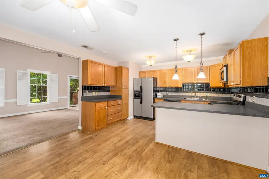 219 Duke St, Gordonsville, VA 22942 - #3