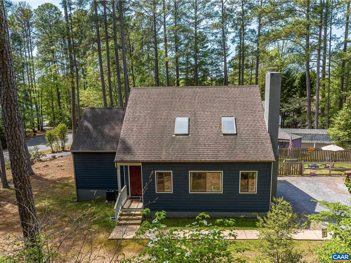 942 Jefferson Dr, Palmyra, VA 22963 - #1