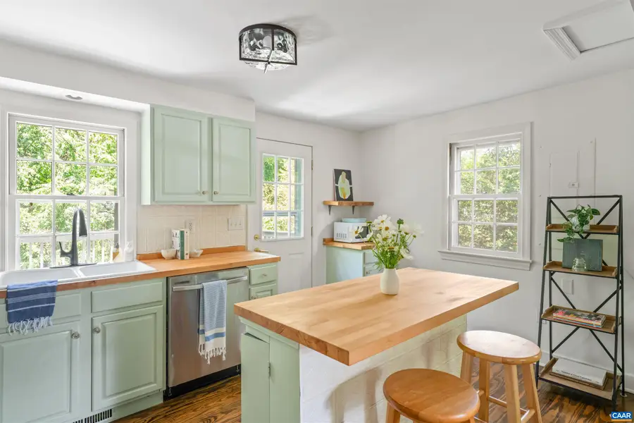 4506 Old Three Notched Rd, Charlottesville, VA 22901 - #3