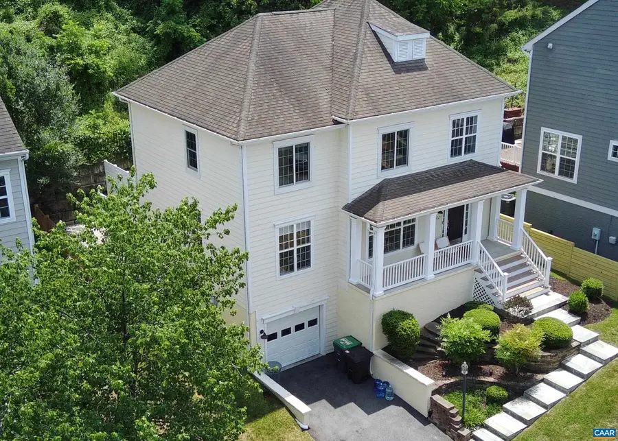 1102 Saint Charles Ct, Charlottesville, VA 22901 - #2