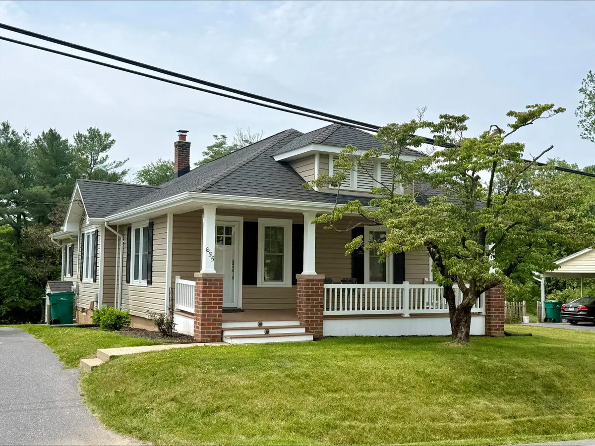 635 Mason St, Dayton, VA 22821 - #1