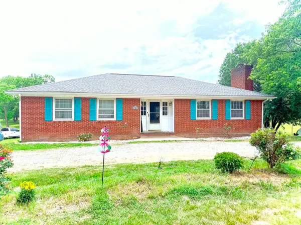 264 Mt Torrey Rd, Lyndhurst, VA 22952