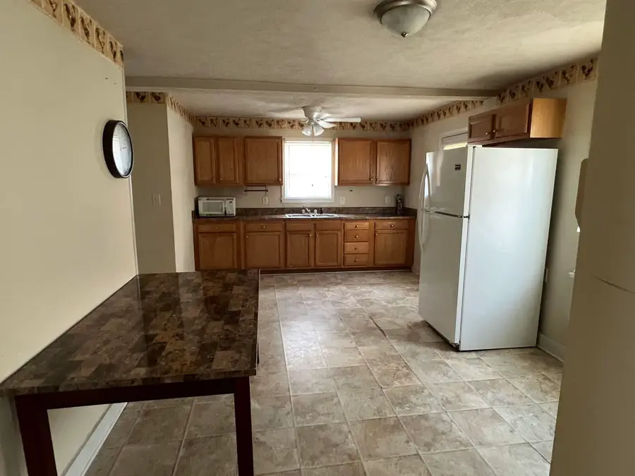 207 Winchester Ave N, Waynesboro, VA 22980 - #3