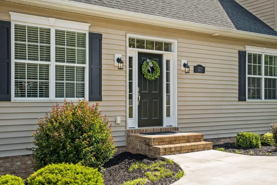 327 Blue Stone Hills Dr, Harrisonburg, VA 22801 - #2
