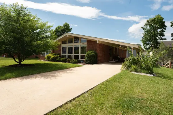 1921 Talbott Pl N, Waynesboro, VA 22980