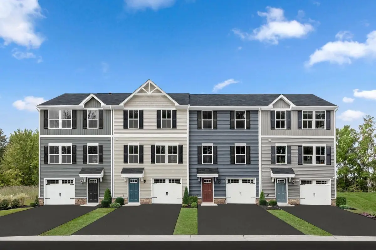 2902 Orchard Ridge Ln, Harrisonburg, VA 22801 - #1