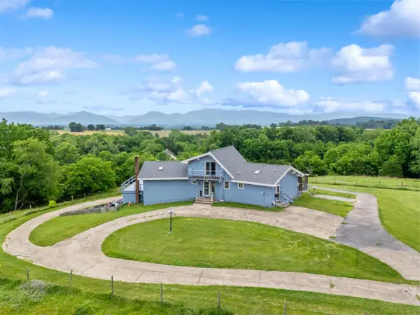 9223 Cedrick Ln, Mount Crawford, VA 22841