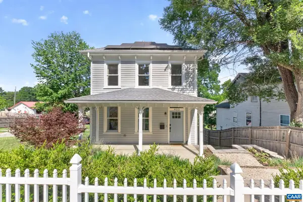 433 Winchester Ave N, Waynesboro, VA 22980