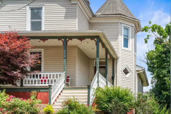223 Madison Pl N, Staunton, VA 24401