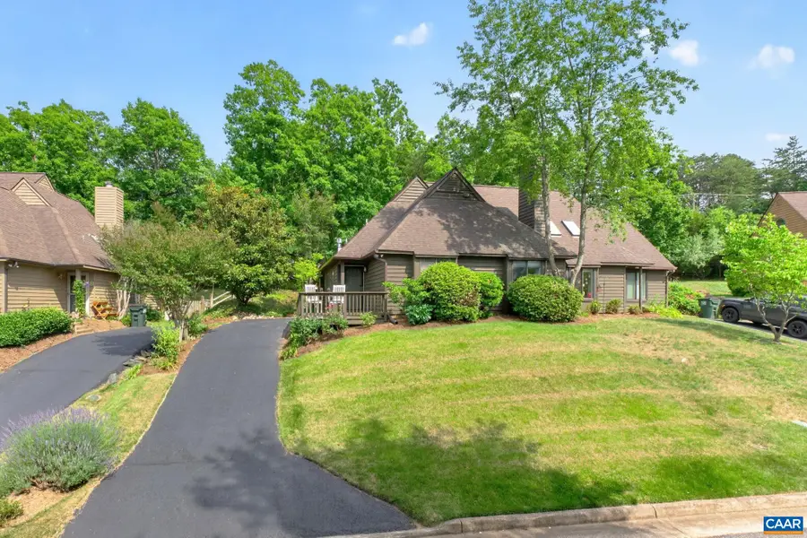 43 Creekside Cir, Charlottesville, VA 22902 - #3