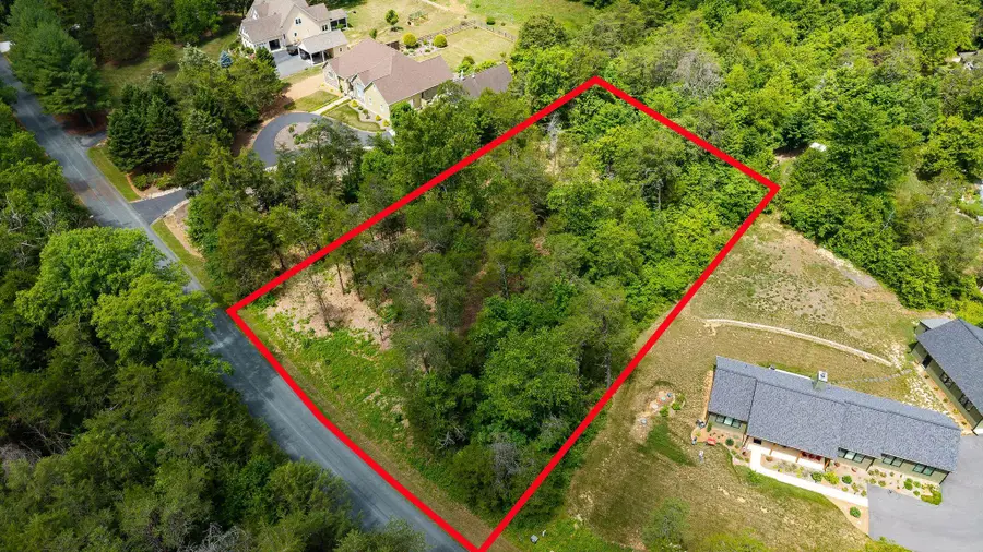 717 Cedar Meadow Dr, Nellysford, VA 22958 - #2