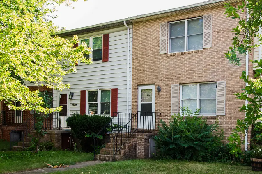839 Vine St, Harrisonburg, VA 22802 - #2