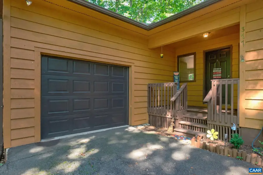 377 Jefferson Dr, Palmyra, VA 22963 - #2