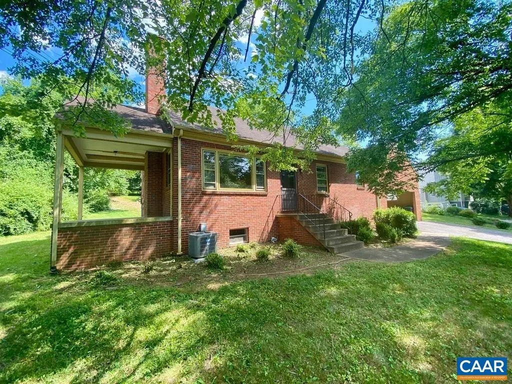 912 Saint Charles Ave, Charlottesville, VA 22901 - #1