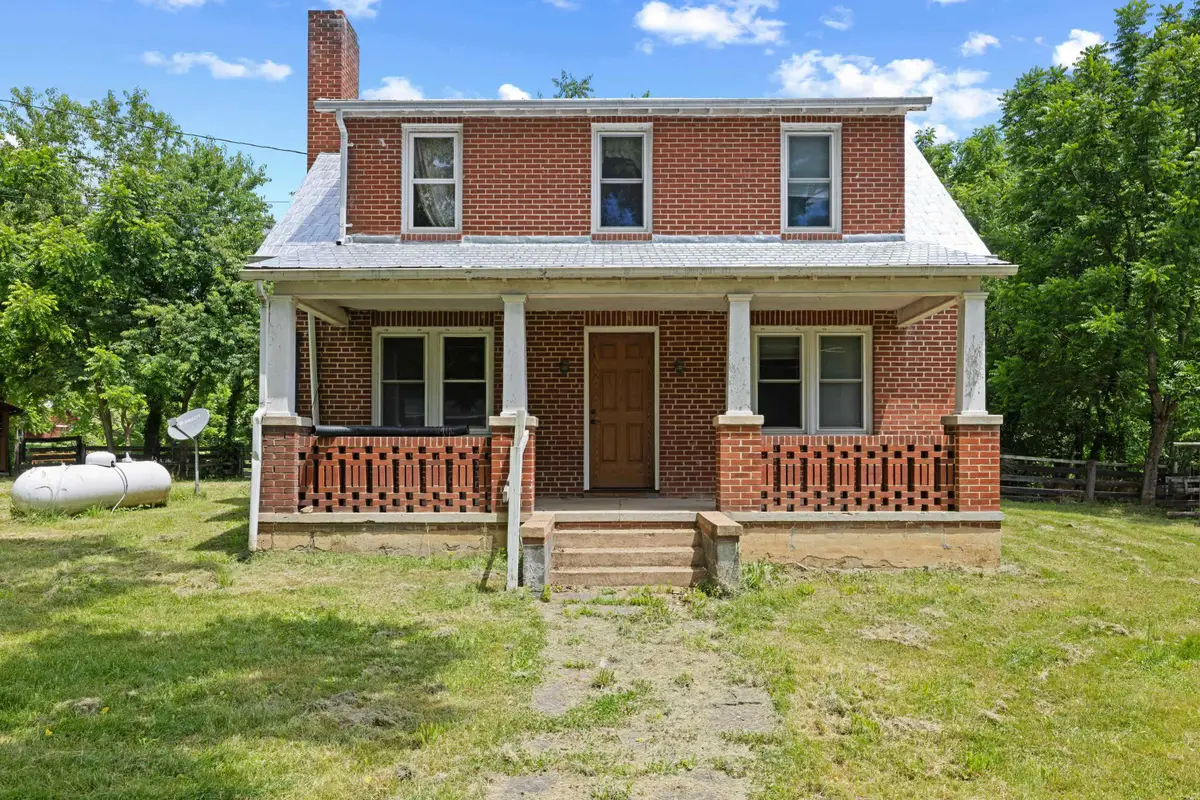 221 Chapel Rd, Churchville, VA 24421 - #1