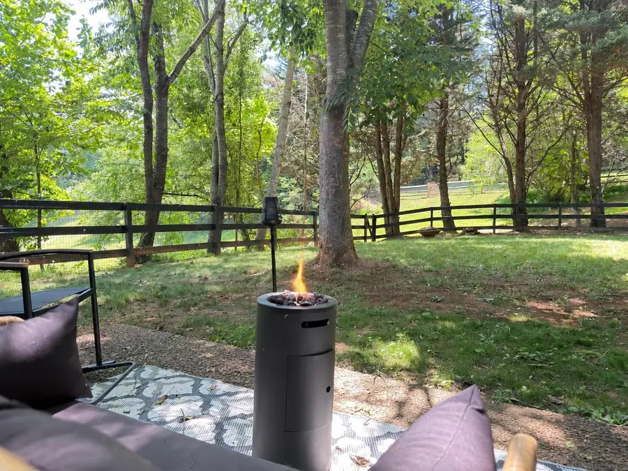 1102 Amber Ridge Rd, Charlottesville, VA 22901 - #2