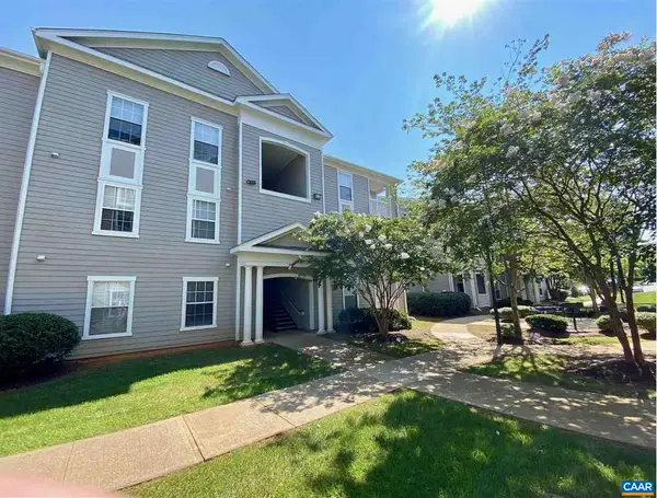 190 Yellowstone Dr, Charlottesville, VA 22903