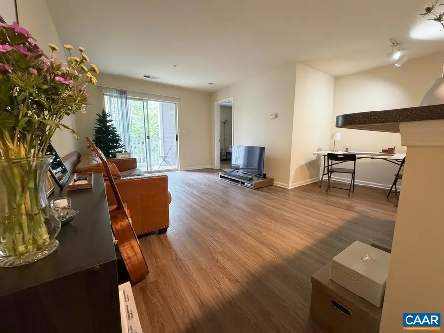190 Yellowstone Dr, Charlottesville, VA 22903 - #2